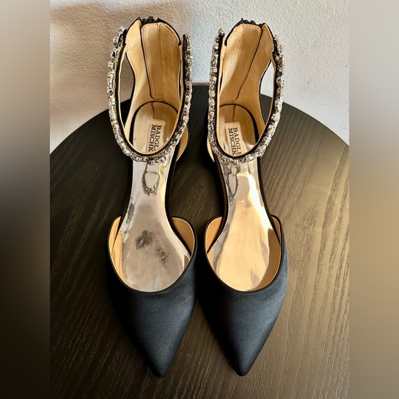 Badgley Mischka embellished pointed flats - Picture 4 of 8
